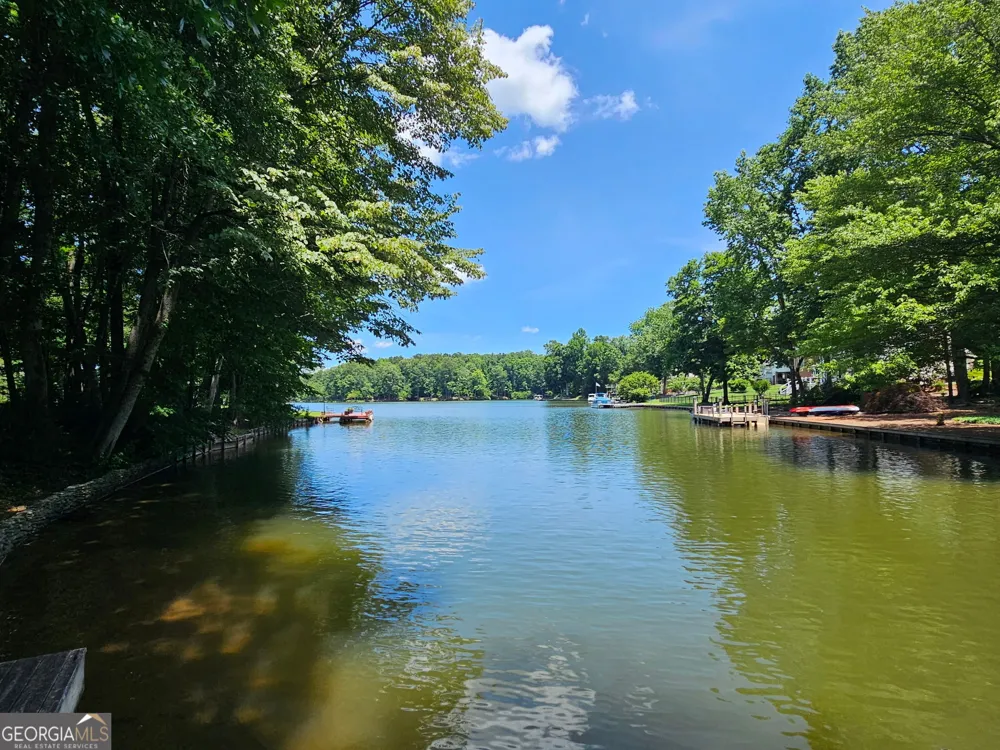 187 Shoreline CIR Newnan, GA 30263