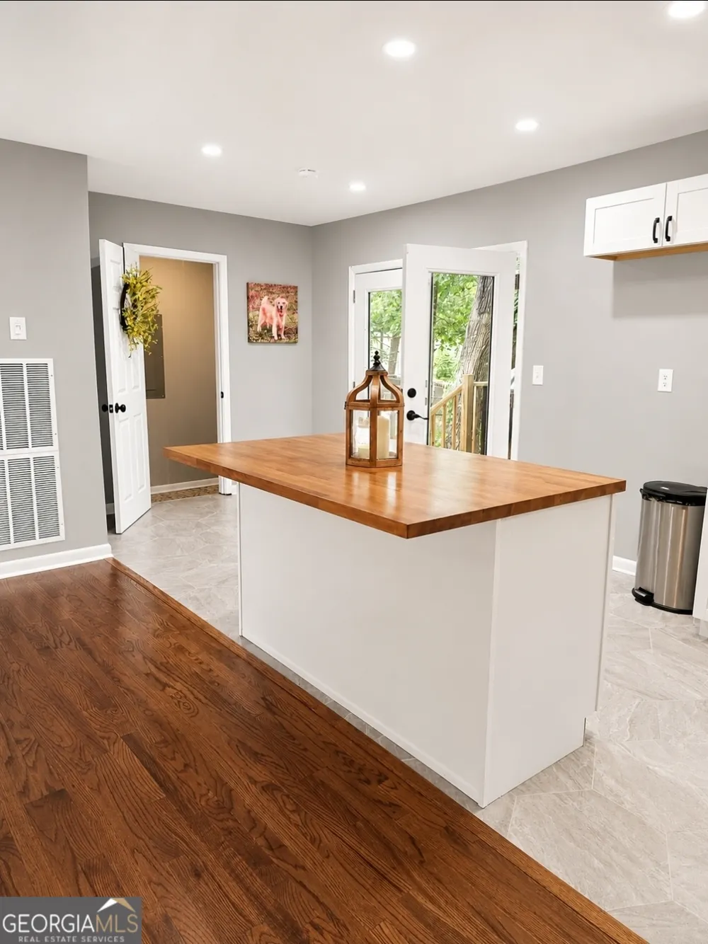 1551 Pine Glen CIR Decatur, GA 30035
