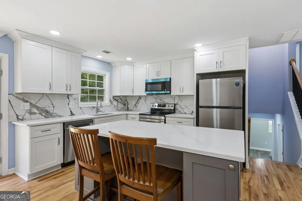 371 Pine Valley RD SW Mableton, GA 30126