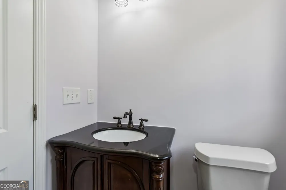 371 Pine Valley RD SW Mableton, GA 30126