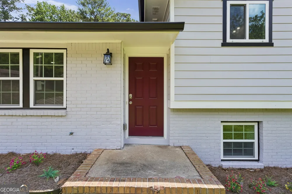 371 Pine Valley RD SW Mableton, GA 30126