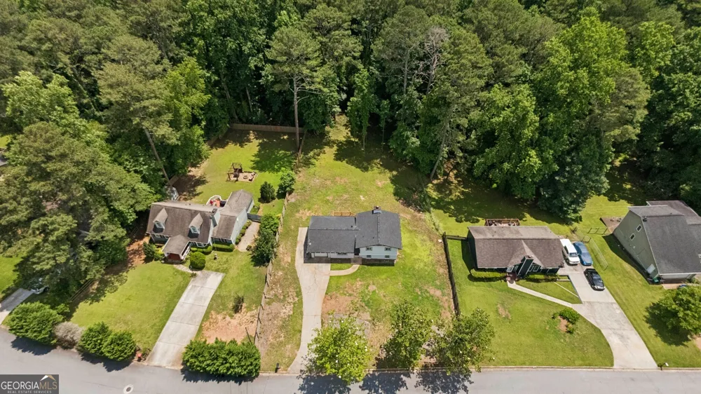 371 Pine Valley RD SW Mableton, GA 30126