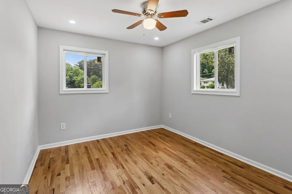 371 Pine Valley RD SW Mableton, GA 30126