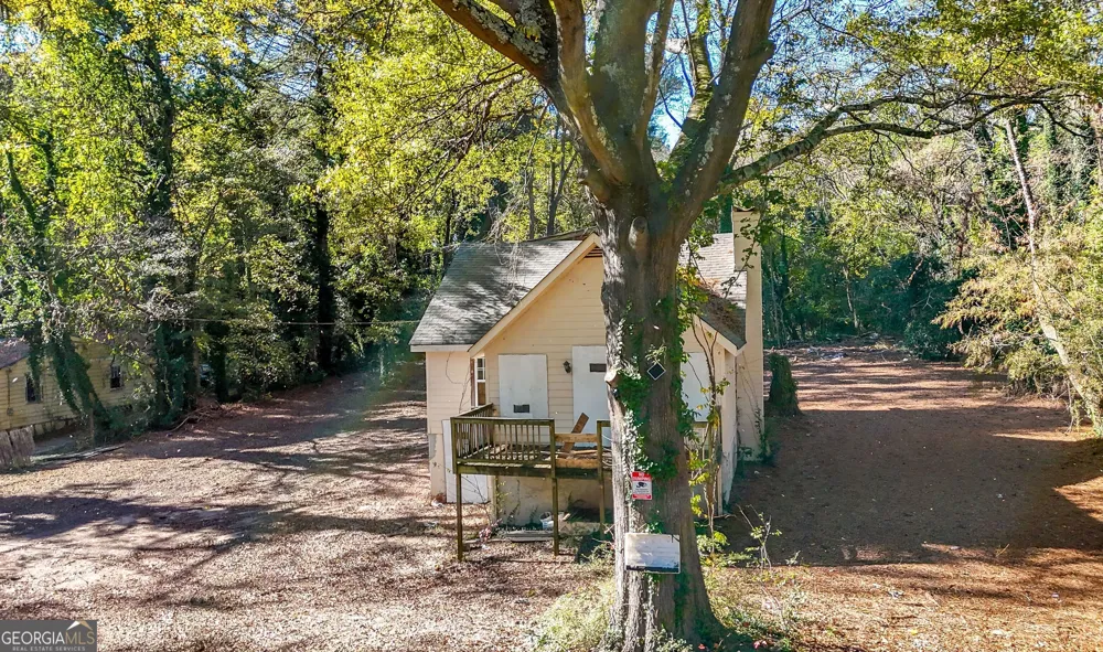 2905 Waters RD Atlanta, GA 30354