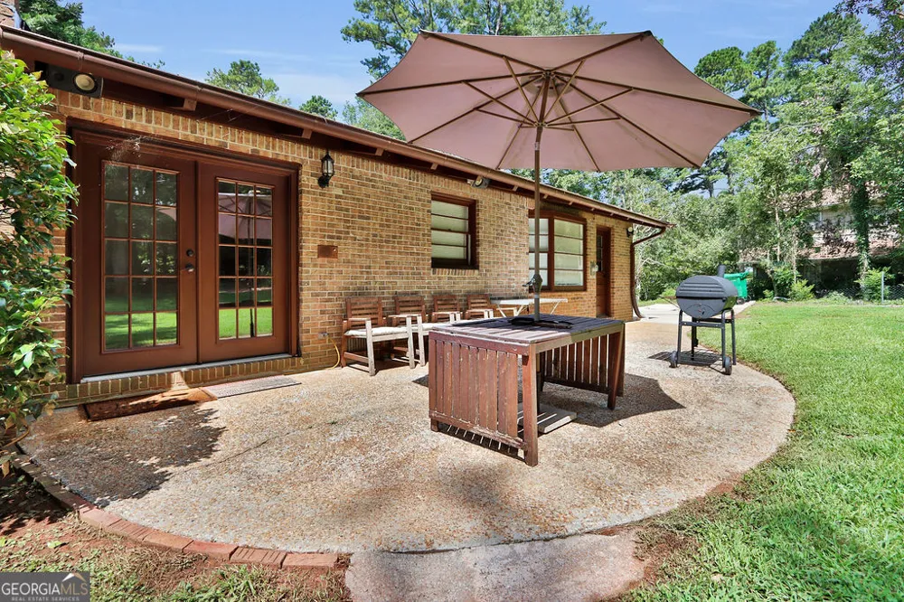 5428 Smoke Rise DR Stone Mountain, GA 30087