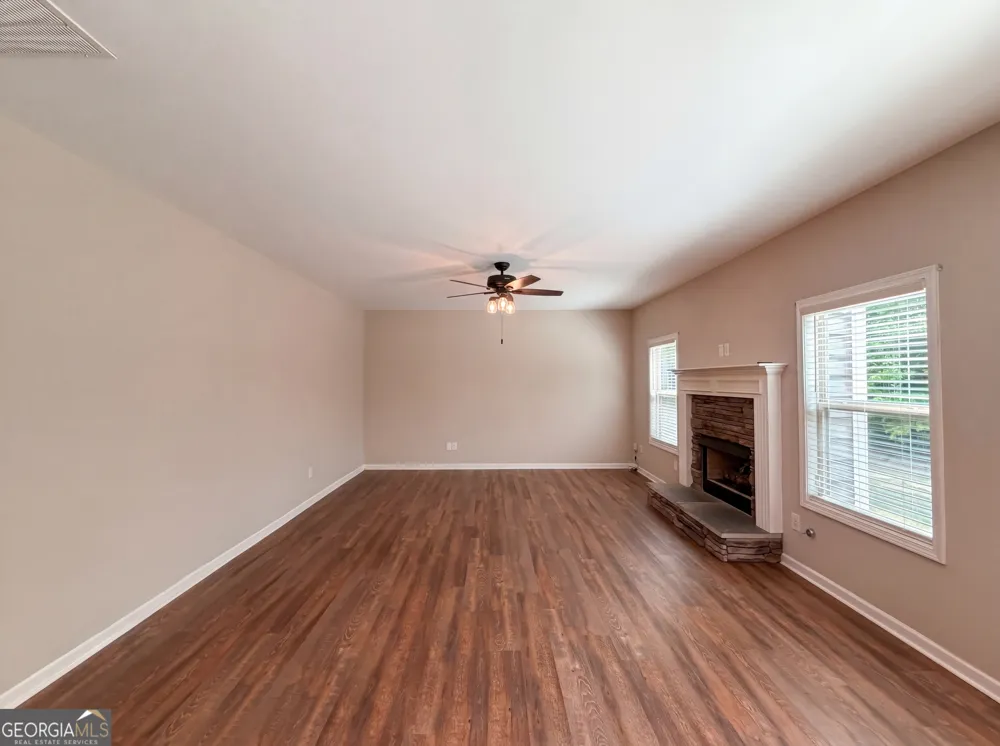 92 Old Bailey Farms DR Senoia, GA 30276