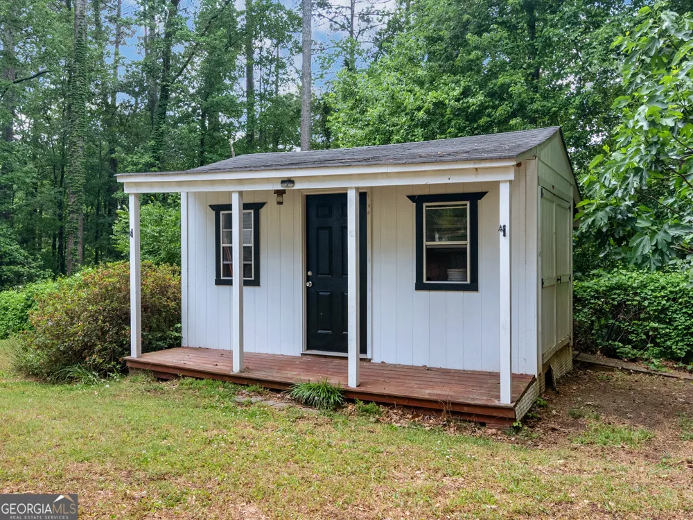 8601 N Shore DR Jonesboro, GA 30236