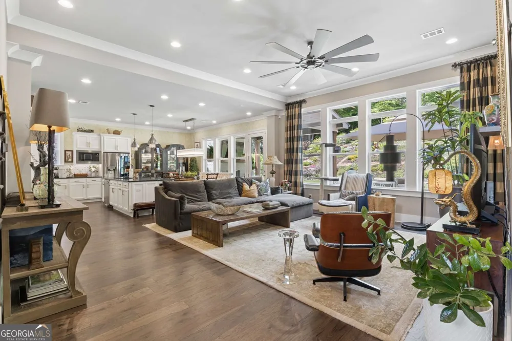16165 Grand Litchfield DR Roswell, GA 30075