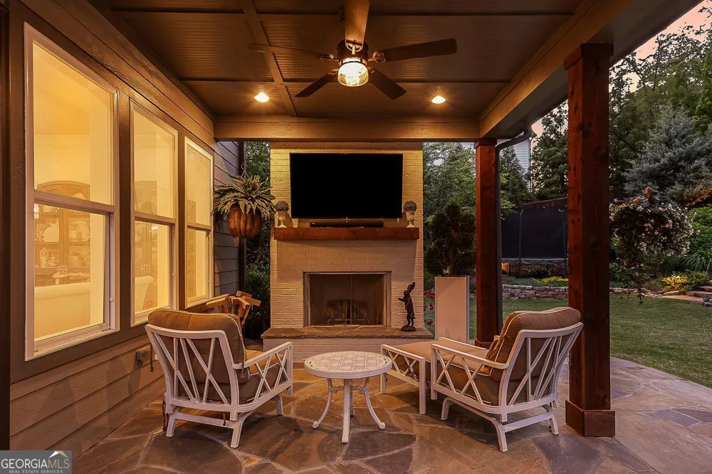 16165 Grand Litchfield DR Roswell, GA 30075