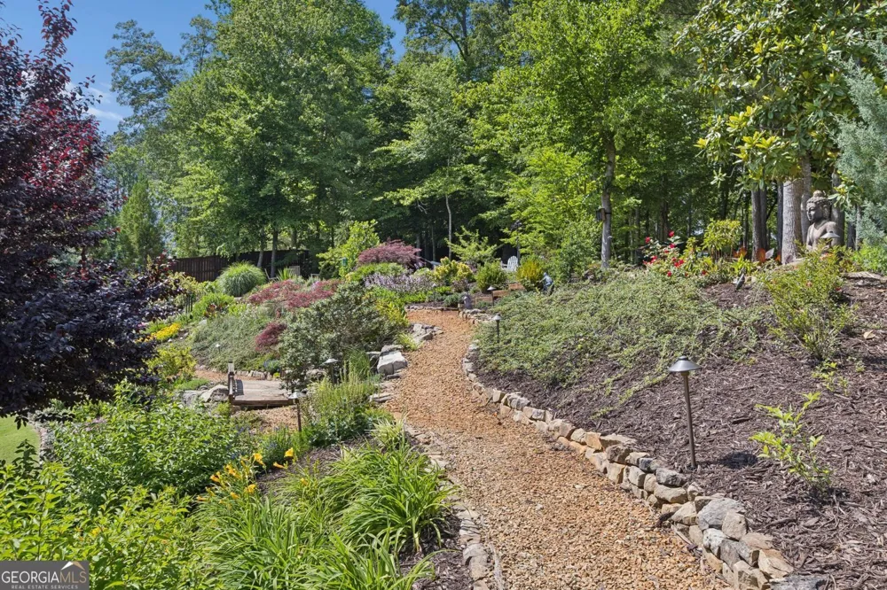 16165 Grand Litchfield DR Roswell, GA 30075