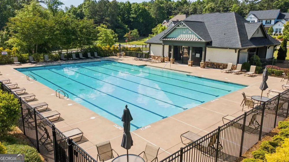 16165 Grand Litchfield DR Roswell, GA 30075