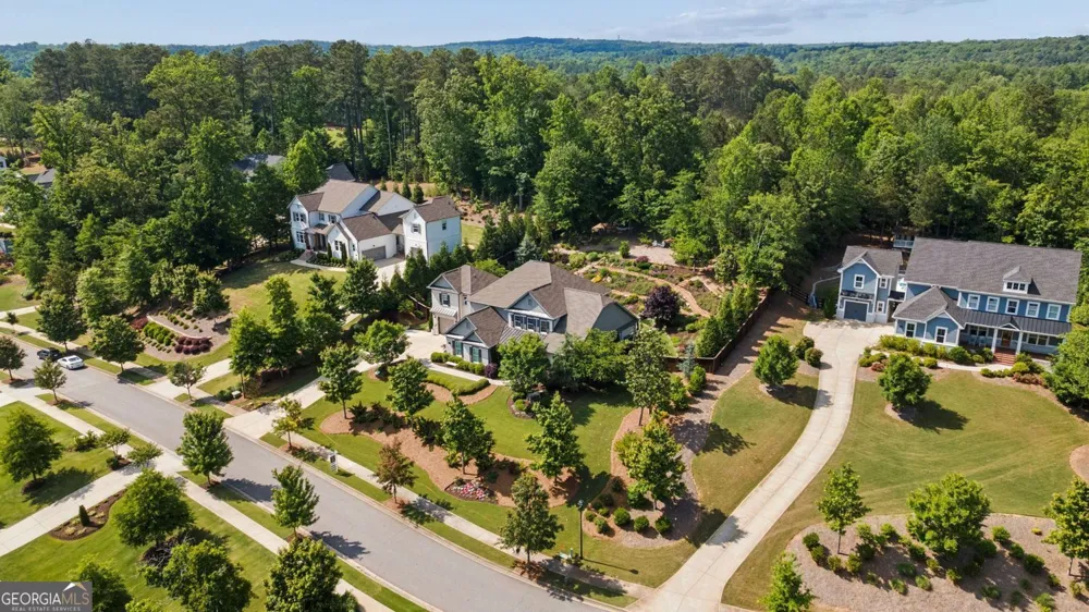 16165 Grand Litchfield DR Roswell, GA 30075