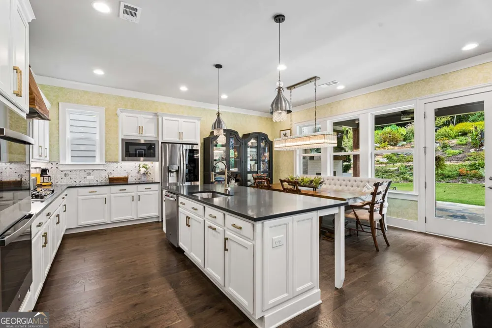 16165 Grand Litchfield DR Roswell, GA 30075