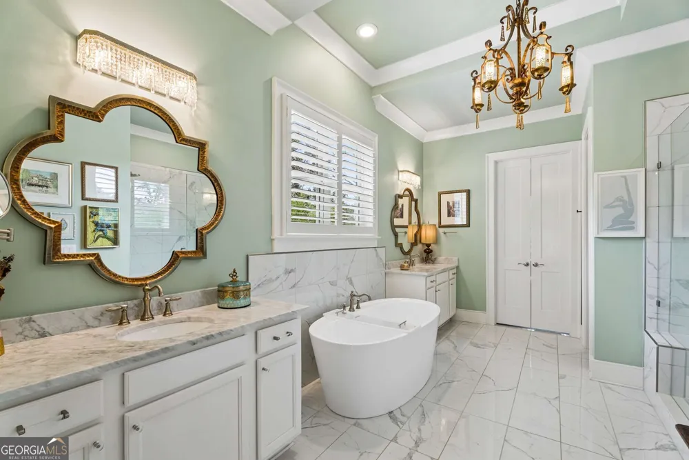 16165 Grand Litchfield DR Roswell, GA 30075