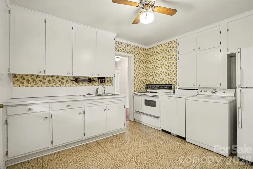 968 Hampton Grace Avenue Lancaster, SC 29720