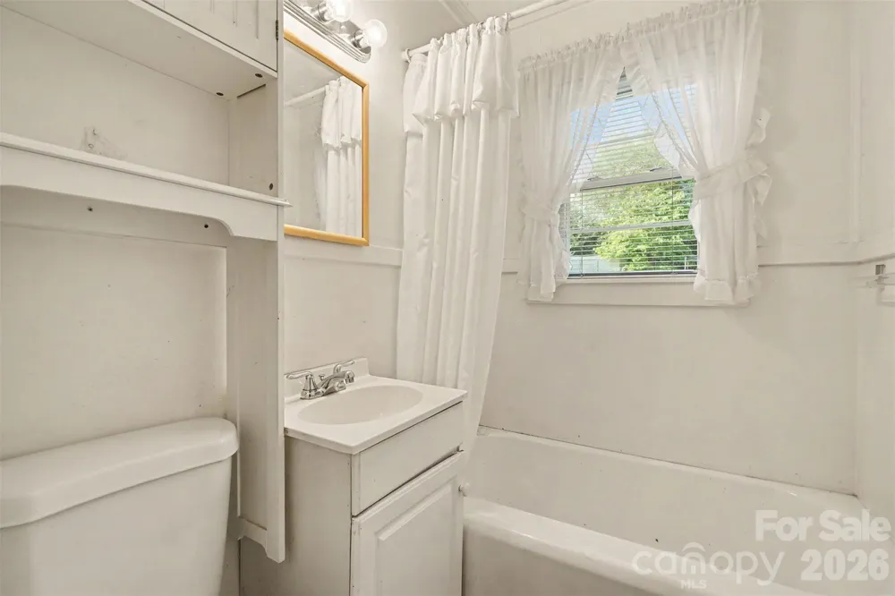 968 Hampton Grace Avenue Lancaster, SC 29720