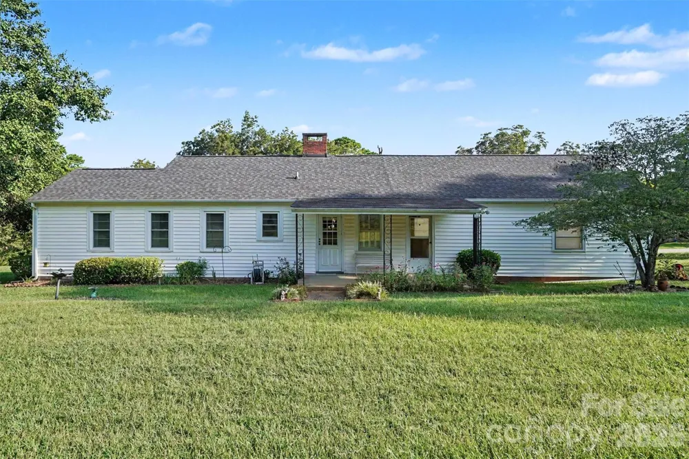 968 Hampton Grace Avenue Lancaster, SC 29720