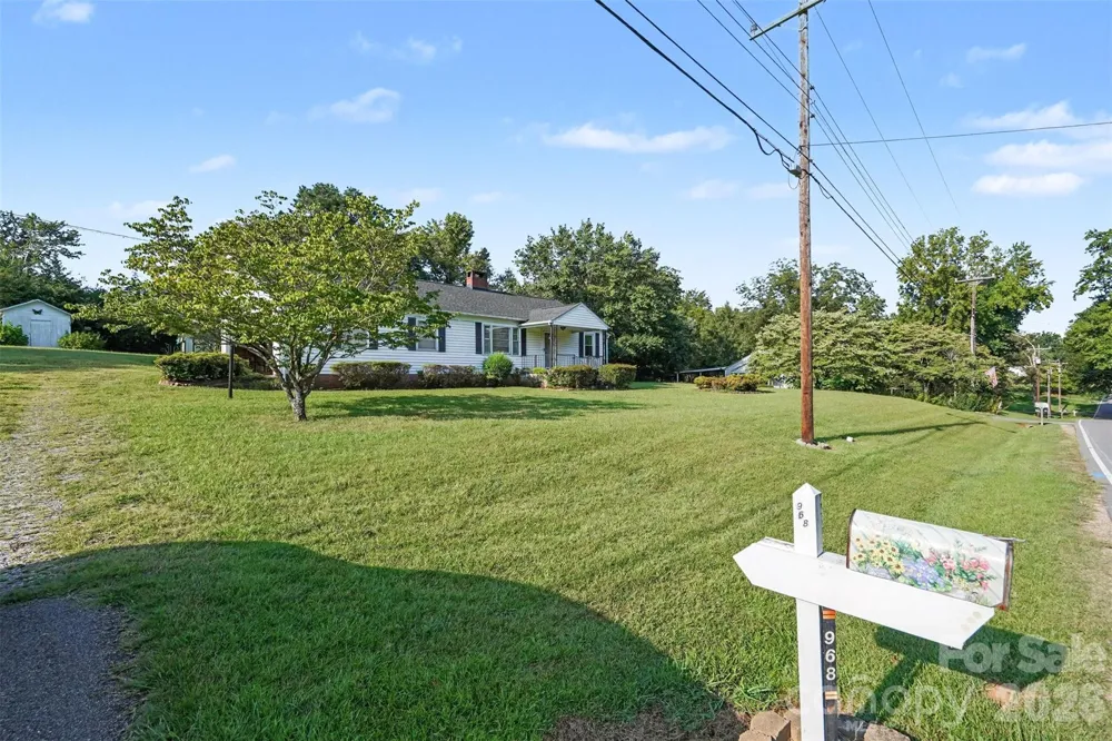968 Hampton Grace Avenue Lancaster, SC 29720