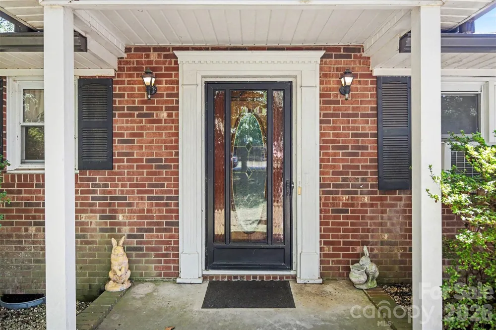 3932 Yokley Street Winston Salem, NC 27107
