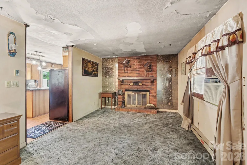 3932 Yokley Street Winston Salem, NC 27107