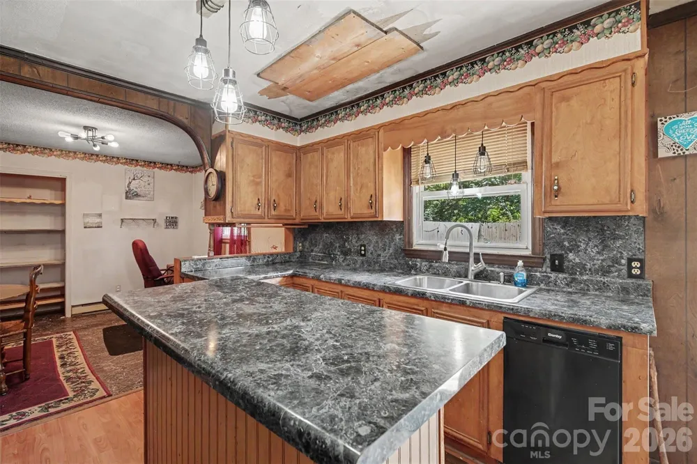 3932 Yokley Street Winston Salem, NC 27107
