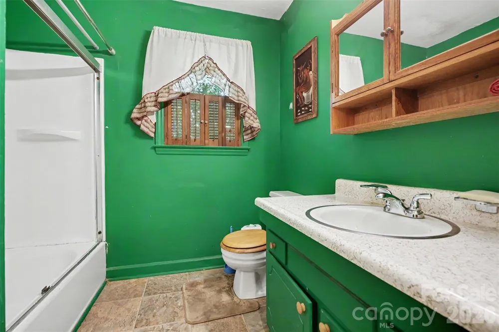 3932 Yokley Street Winston Salem, NC 27107