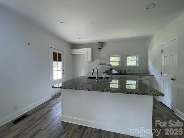 308 Oakland Avenue Belmont, NC 28012