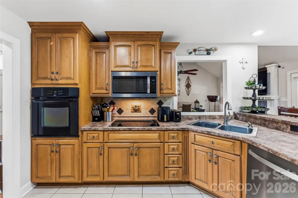 1277 White Pond Drive Gastonia, NC 28056