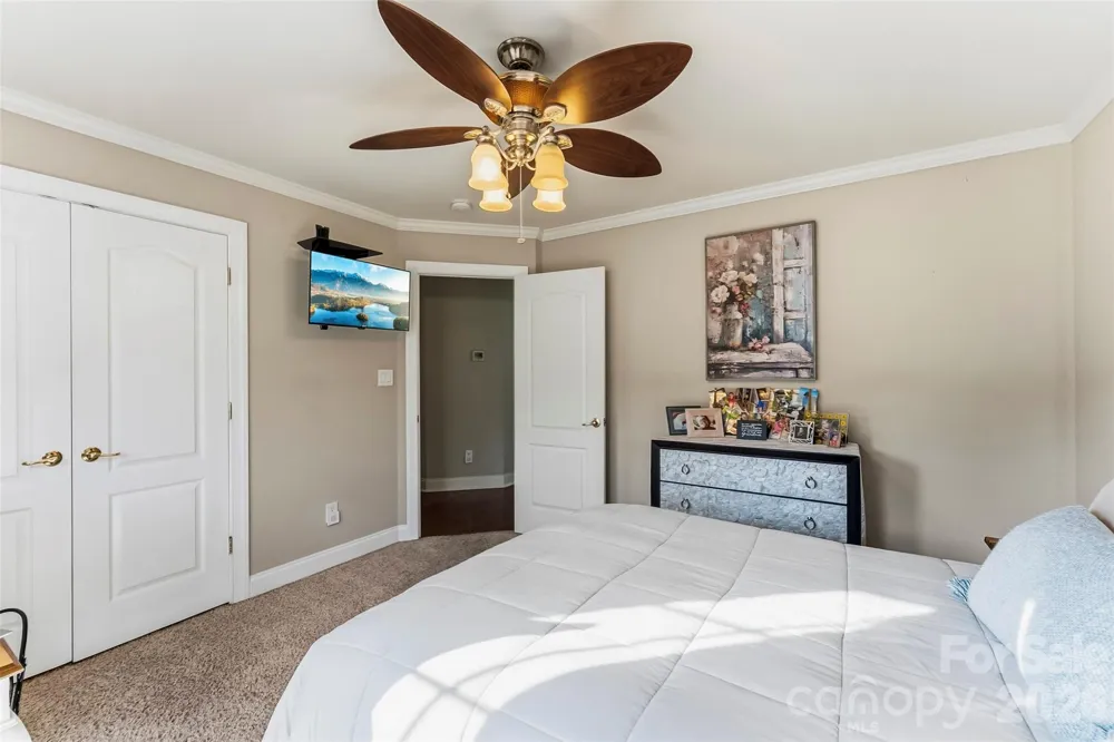 1277 White Pond Drive Gastonia, NC 28056