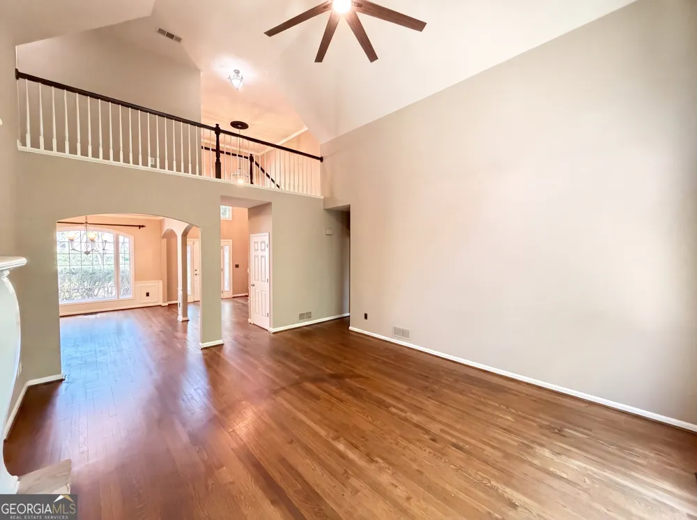 300 Ridgeview TRCE Canton, GA 30114