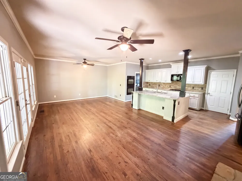 300 Ridgeview TRCE Canton, GA 30114