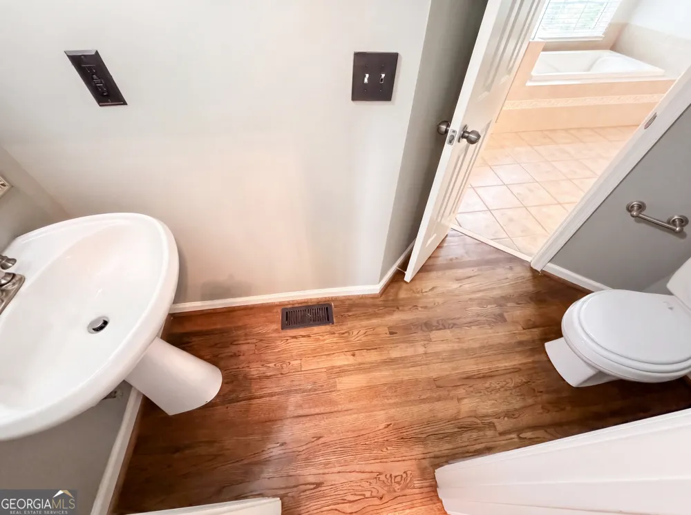 300 Ridgeview TRCE Canton, GA 30114