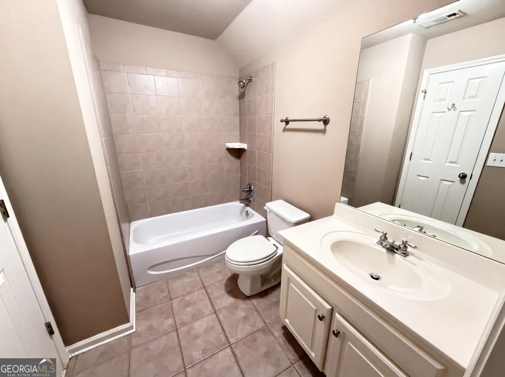 300 Ridgeview TRCE Canton, GA 30114