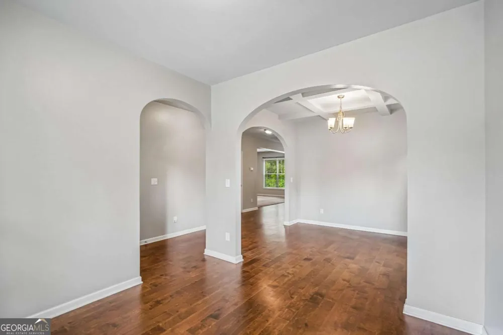 3883 Okefenokee RDG Loganville, GA 30052