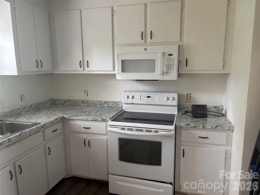 429 Pryor Street Gastonia, NC 28052