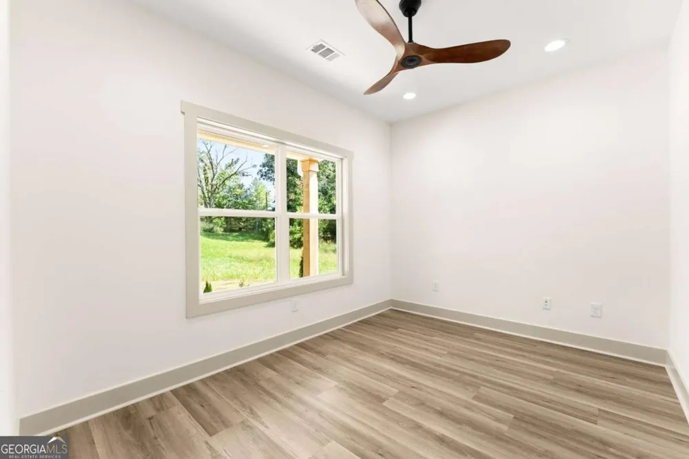 274 HARDMAN RD Clarkesville, GA 30523
