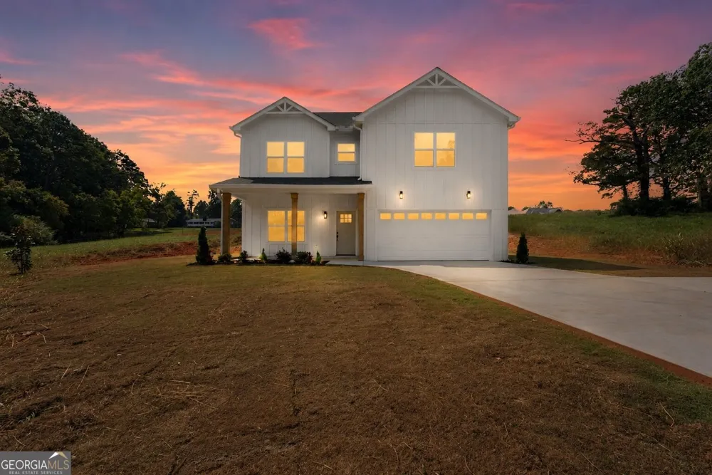 274 HARDMAN RD Clarkesville, GA 30523