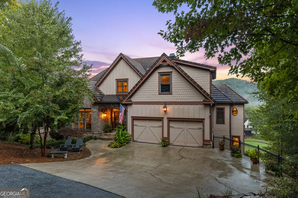 96 Fair View DR Clayton, GA 30525