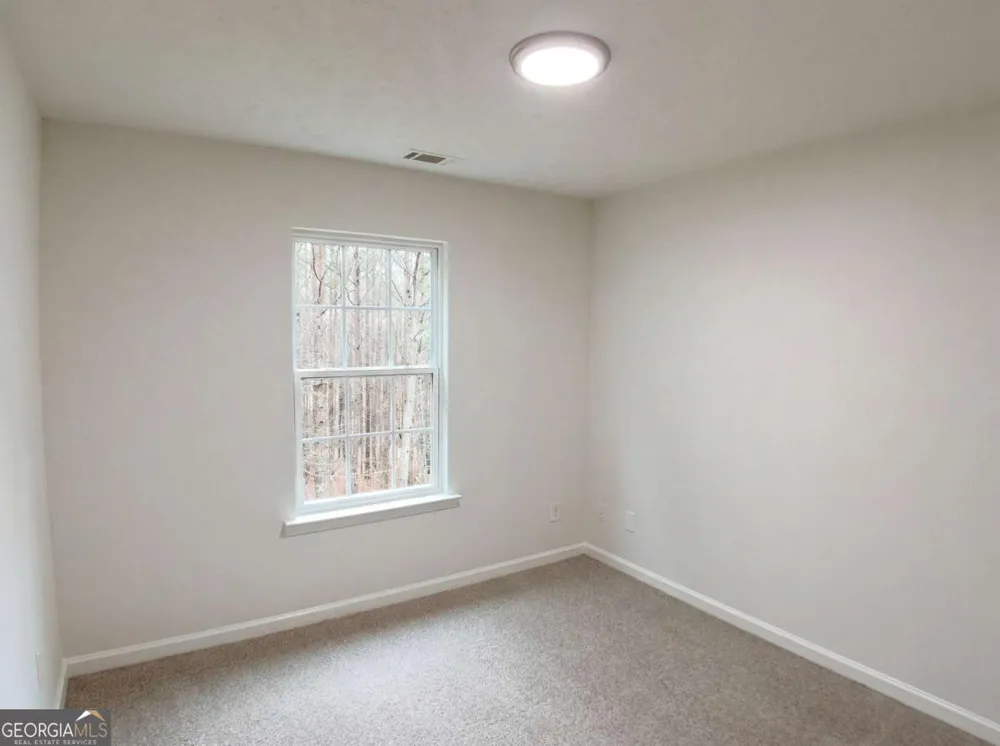 1426 River Falls VW Monroe, GA 30655
