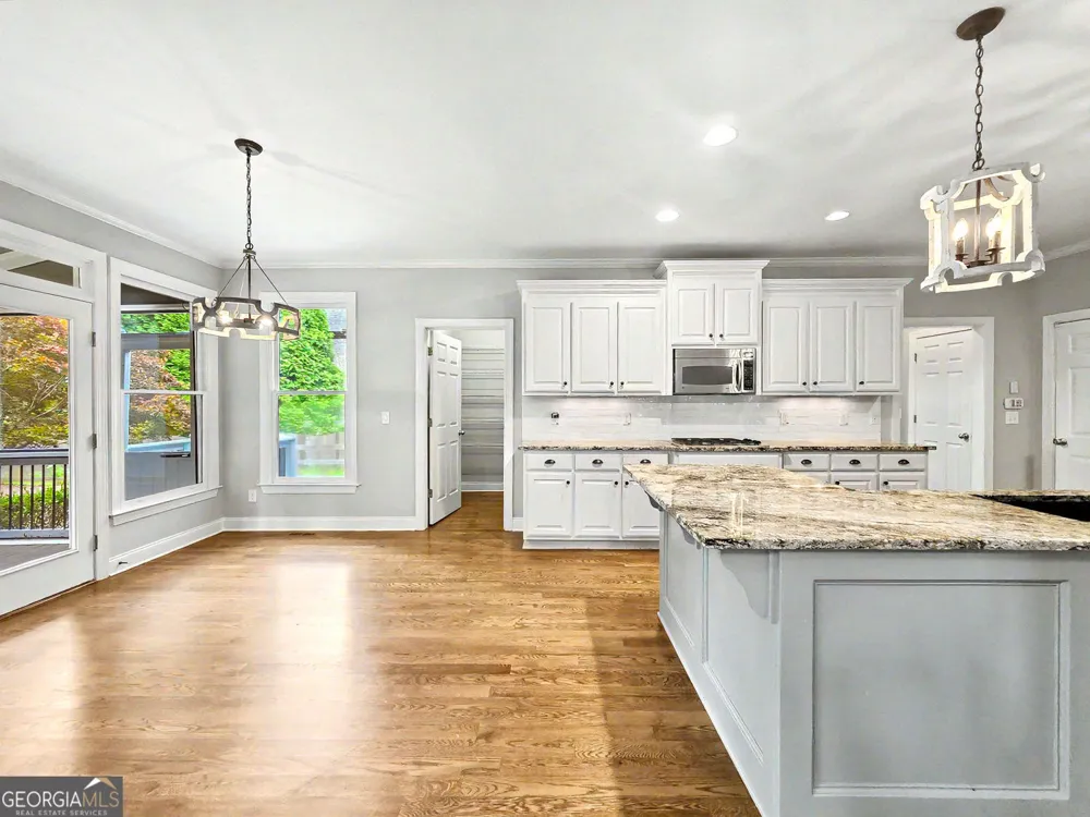 5124 Millwood DR Canton, GA 30114