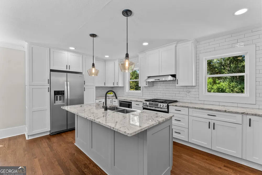 220 Plum Nelly RD Athens, GA 30606