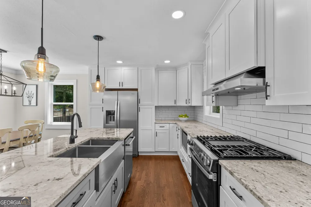 220 Plum Nelly RD Athens, GA 30606