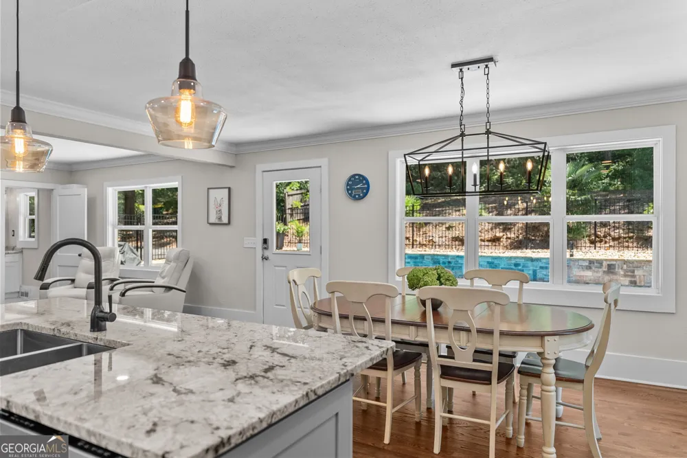 220 Plum Nelly RD Athens, GA 30606