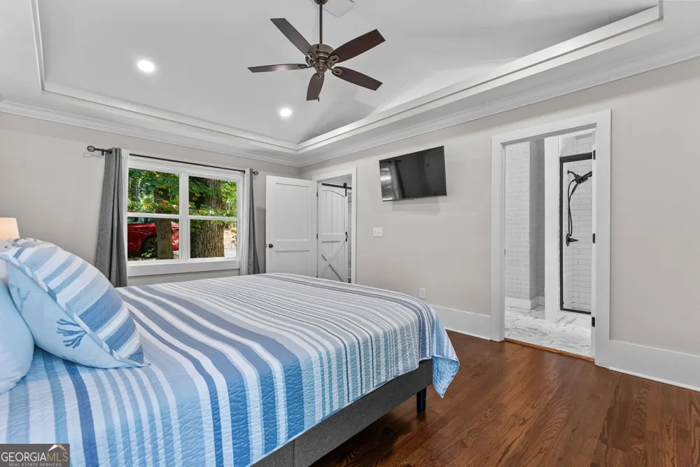 220 Plum Nelly RD Athens, GA 30606
