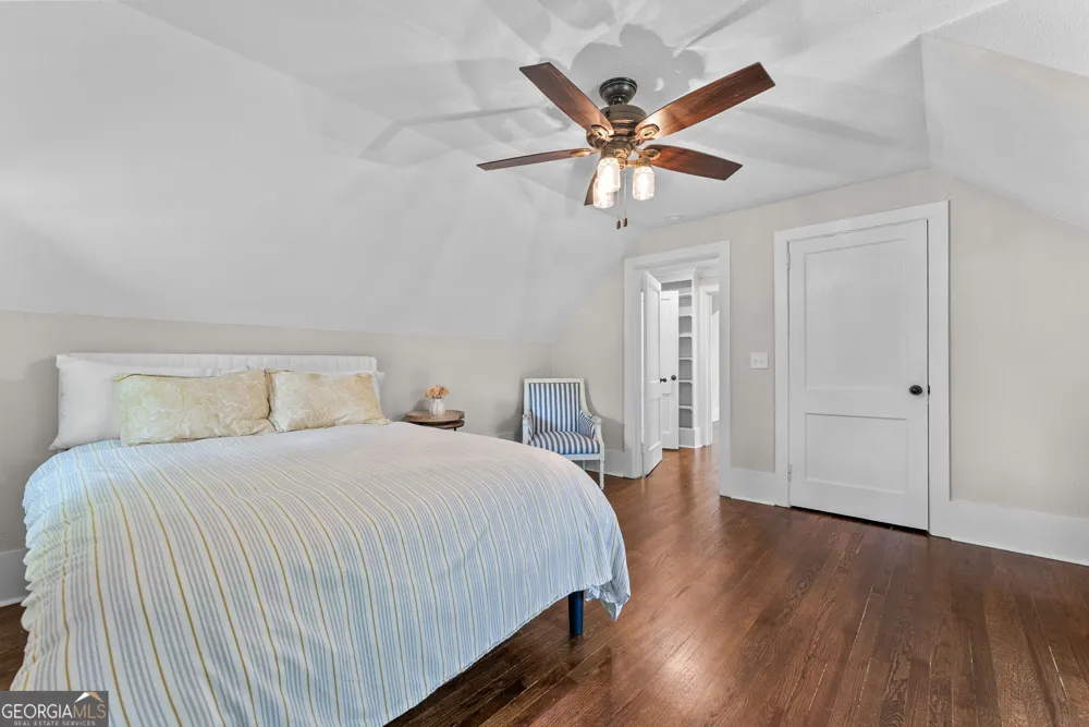 220 Plum Nelly RD Athens, GA 30606