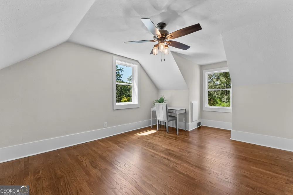 220 Plum Nelly RD Athens, GA 30606