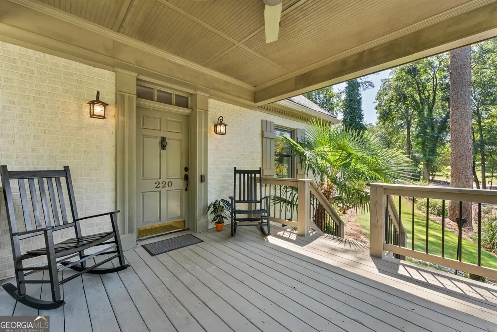 220 Plum Nelly RD Athens, GA 30606