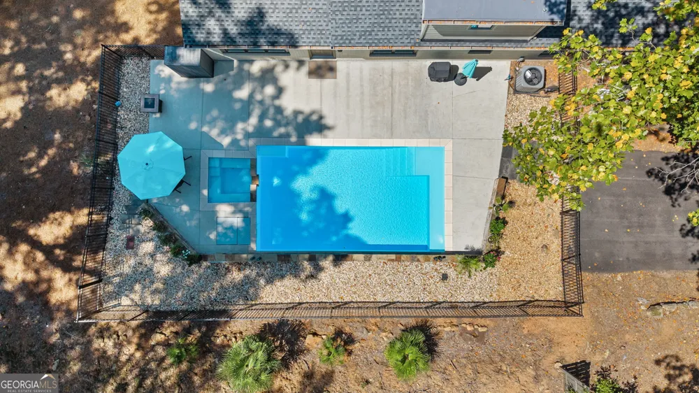 220 Plum Nelly RD Athens, GA 30606