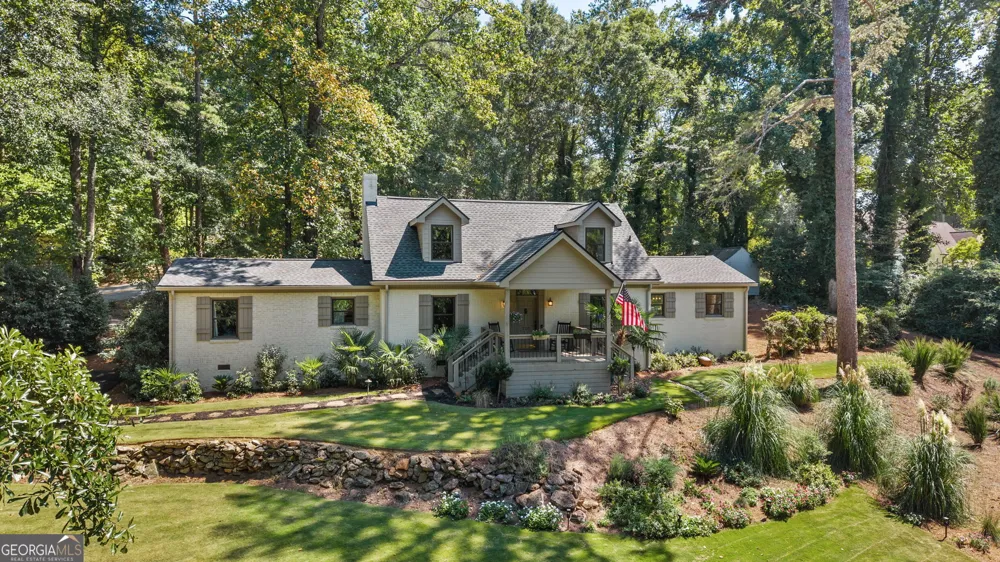220 Plum Nelly RD Athens, GA 30606