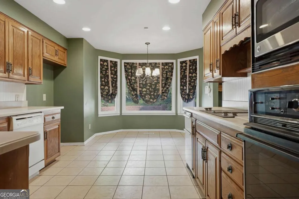 315 E College AVE Ashburn, GA 31714